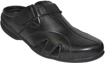 Strive Men Black Sandals