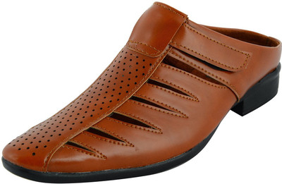 

Da-Dhichi Men BROWN Sandals