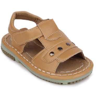 

Action Shoes Boys Sports Sandals(Beige