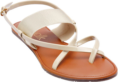 

Catwalk Women Beige Flats