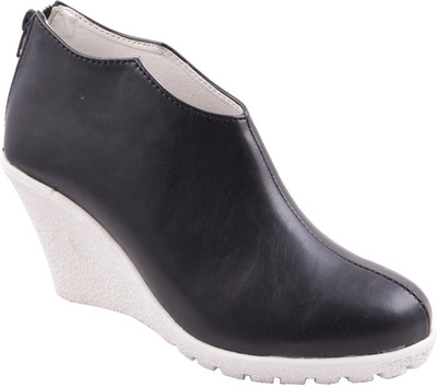 

Adorn Women Black Wedges