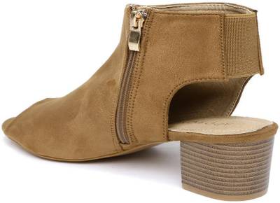 Addons Women TAN Heels