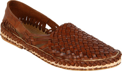 

ESTD. 1977 Men Tan Flats