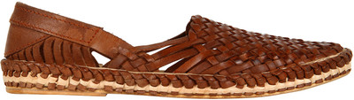

ESTD. 1977 Men Tan Flats