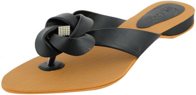 

Footgear Girls Flats(Black