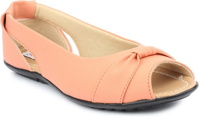 

Digni Women Peach Bellies