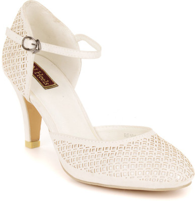 

Flat n Heels Women White Heels