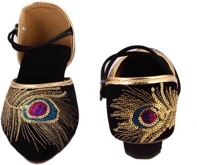 Rangmor Women Black Heels