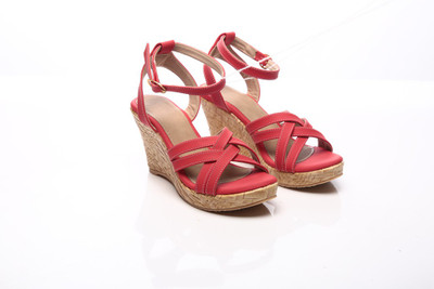 

Nell Women Red Wedges