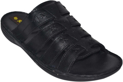

Strive Men Black Sandals