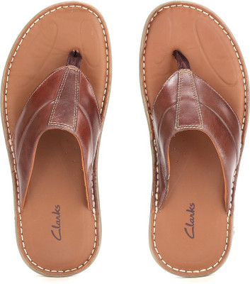 

Clarks Men Chestnut Casual