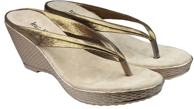 

Inc.5 Women BRONZE Wedges