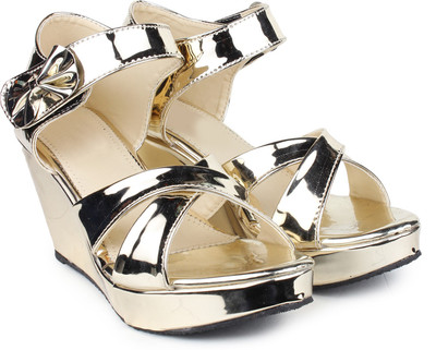 

Do Bhai Women Golden Wedges