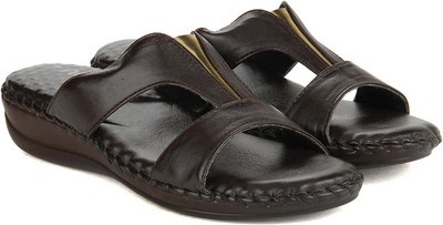 

Nell Women BROWN Flats