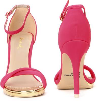 QUPID Women FUNU Heels