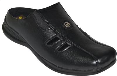 Strive Men Black Sports Sandals
