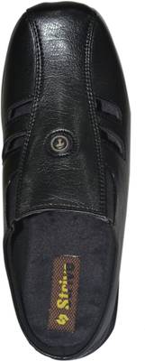 Strive Men Black Sports Sandals