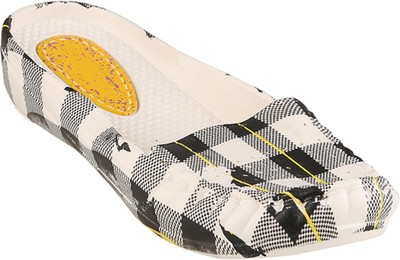 

Go India Store Women Black Bellies