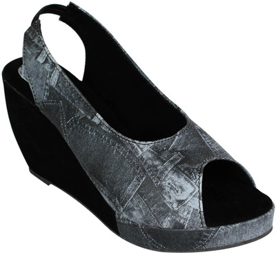 

Bellafoz Women Grey Wedges
