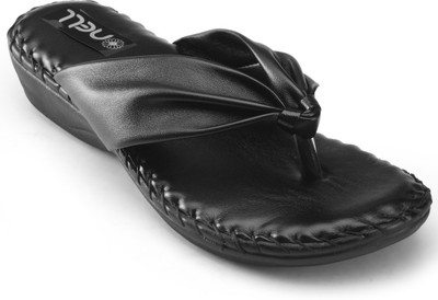 

Nell Women Black Flats
