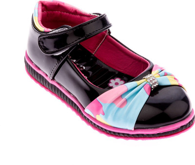 

Happy Bachpan Girls Sports Sandals(Black