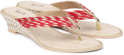 

Inc.5 Women Red Wedges