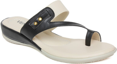

Vendoz Women Black Flats