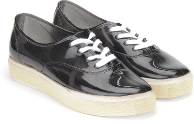 

Carlton London Casual Casuals For Women(Black