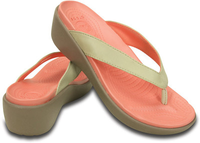 

Crocs Women 200107-16T Wedges