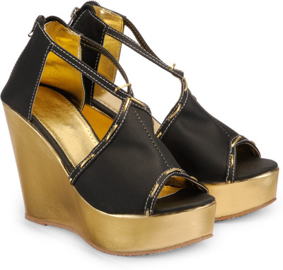 

Nell Women Black Wedges