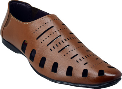 

LeCobbs Men Brown Sandals
