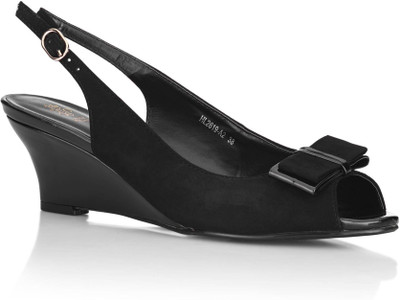 

Tresmode Women Black Wedges