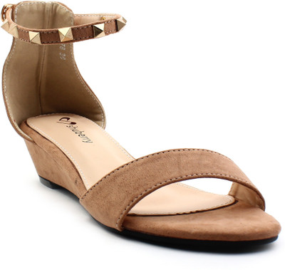 

Shuberry Women Khaki Wedges