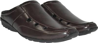 Strive Men Black Sandals