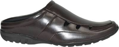 Strive Men Black Sandals