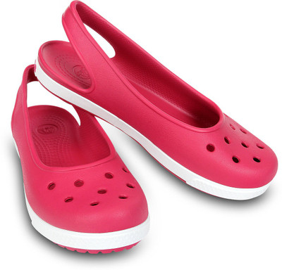 

Crocs Women Pink Flats