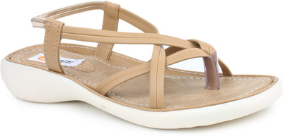 

Digni Women Brown Wedges