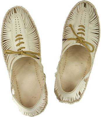 eKolhapuri Men Yellow Sandals