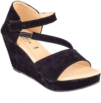 

Dolphin Miles Women Black Wedges