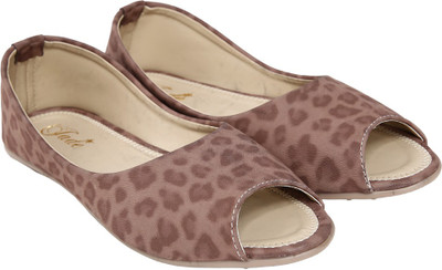 

Jade Women Brown Flats