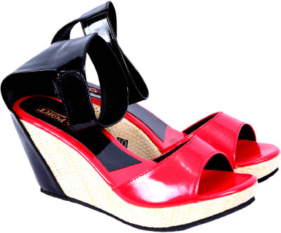 

Port Women White Wedges