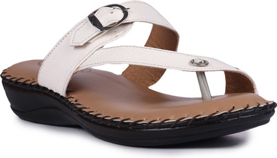 

DJH Women White Wedges