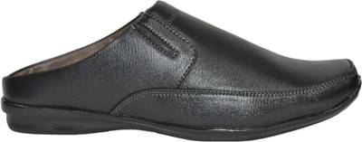 Strive Men Black Sandals