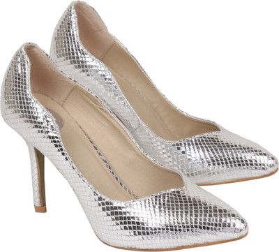 

Ilo Women Silver Heels