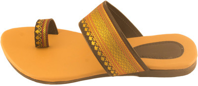 

Foot Wagon Women Brown Flats