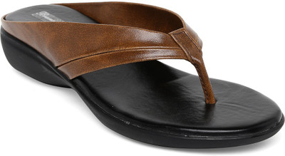 

Bruno Manetti Women Tan Flats