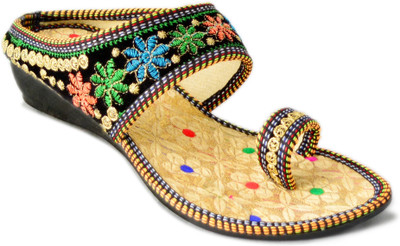 

Myra Women Golden Flats