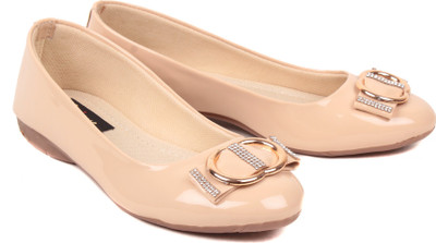 

Bare Soles Women beige Bellies