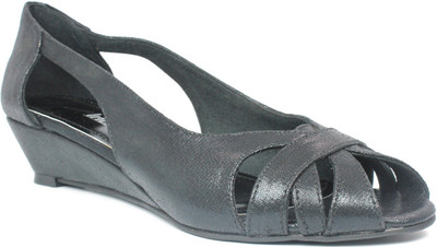 

Inc.5 Women BLACK Wedges