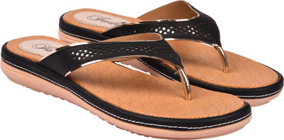 

Jade Women Black Flats